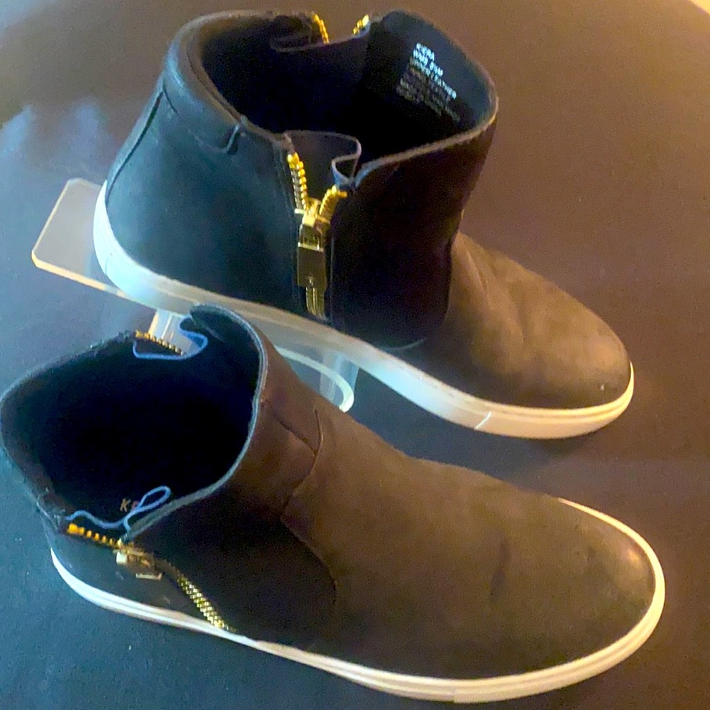 Kenneth Cole hi top fashion sneaker